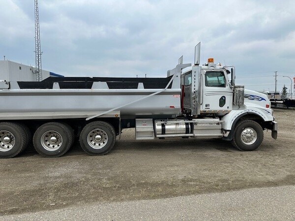WESTERN STAR 4900SB 2022