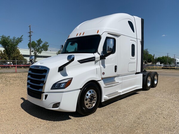 FREIGHTLINER CASCADIA 2024