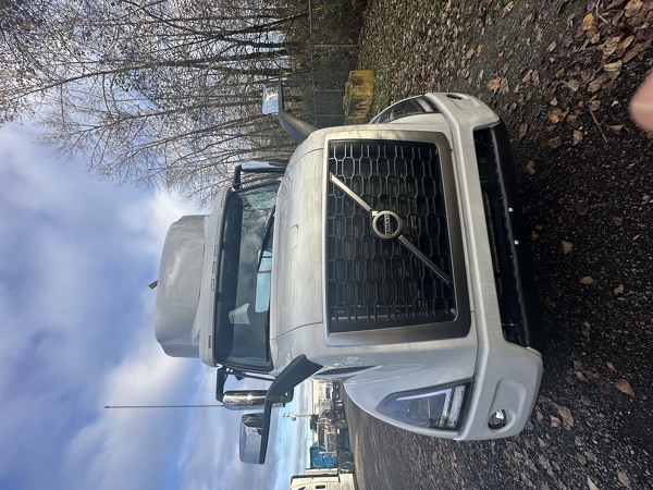 VOLVO DAY CAB 2024
