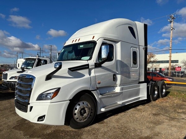 FREIGHTLINER CASCADIA 2024