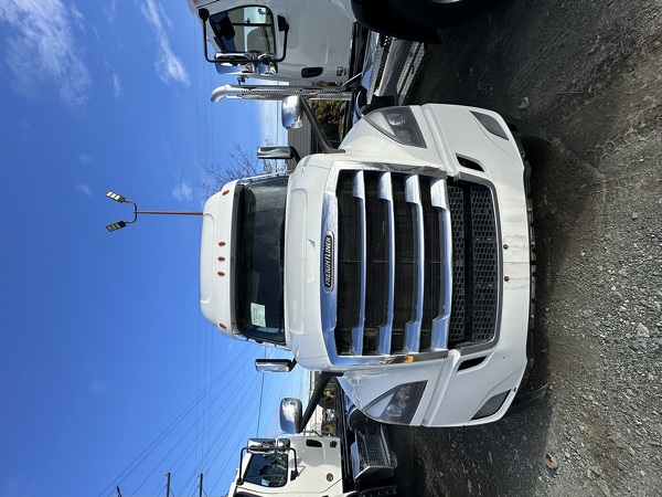 FREIGHTLINER PT126SLP 2023