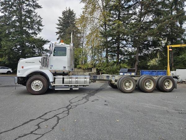 WESTERN STAR 4900 2022