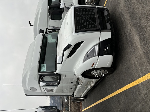 VOLVO VNL 760 2024