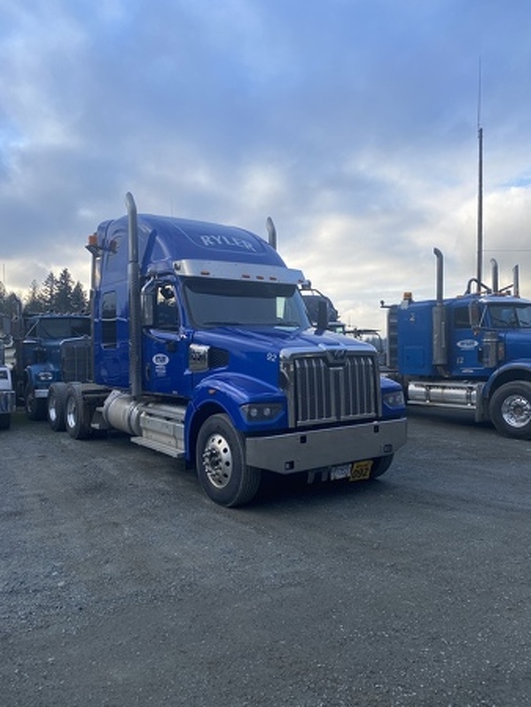 WESTERN STAR 49X 2023