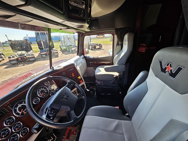 WESTERN STAR 5700XE 2021